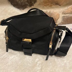 NWT Tumi Kyle Crossbody Camera Bag